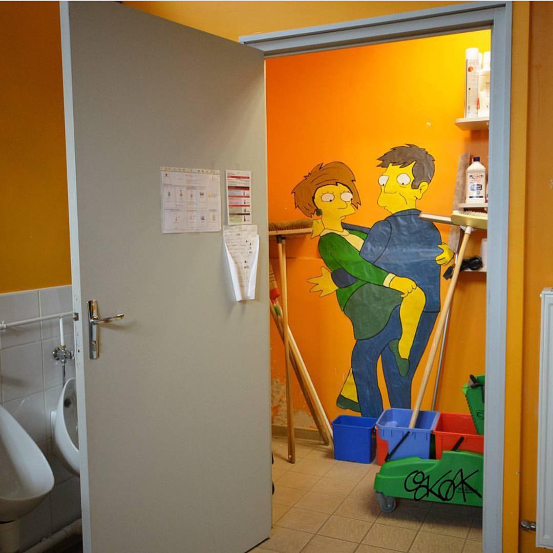 1080x1080, 90 Kb / симпсоны, кладовка, швабра