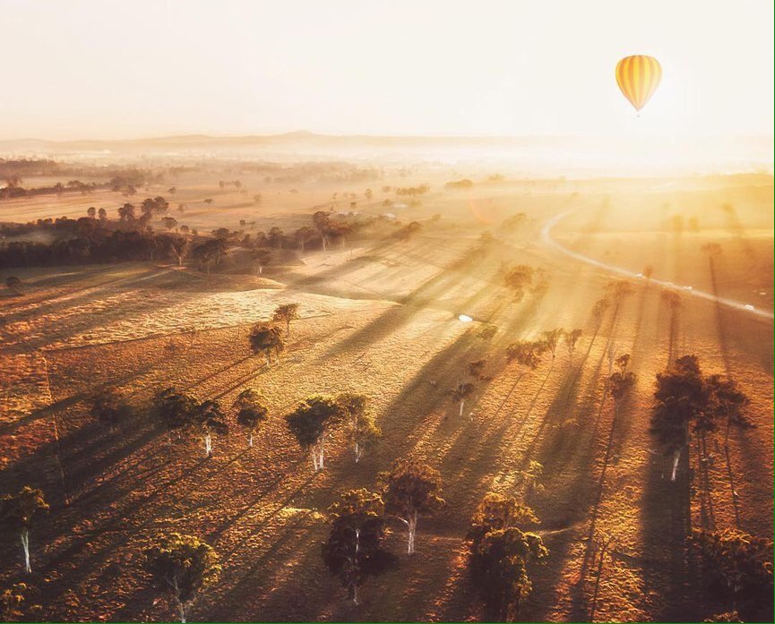 865x697, 136 Kb / воздушный шар, рассвет, туман, горизонт