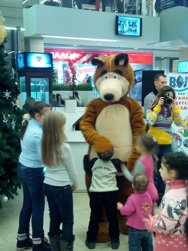 640x854, 136 Kb / медведь, дети