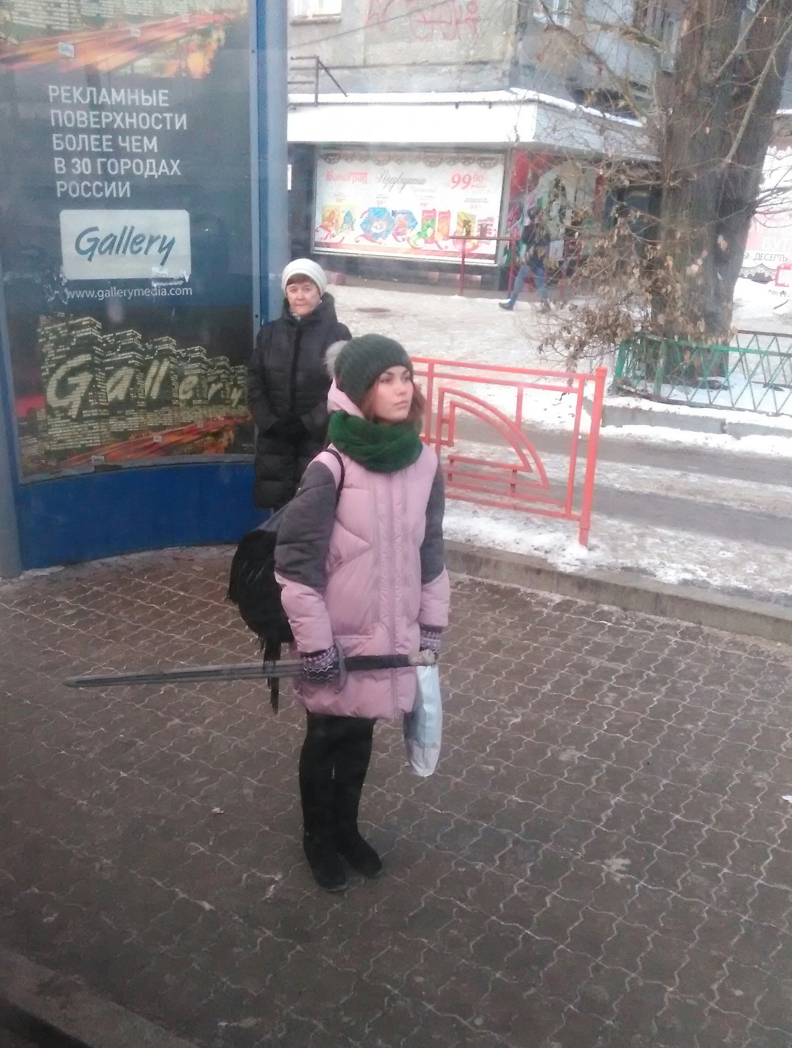 1600x2116, 623 Kb / девушка, меч, зима