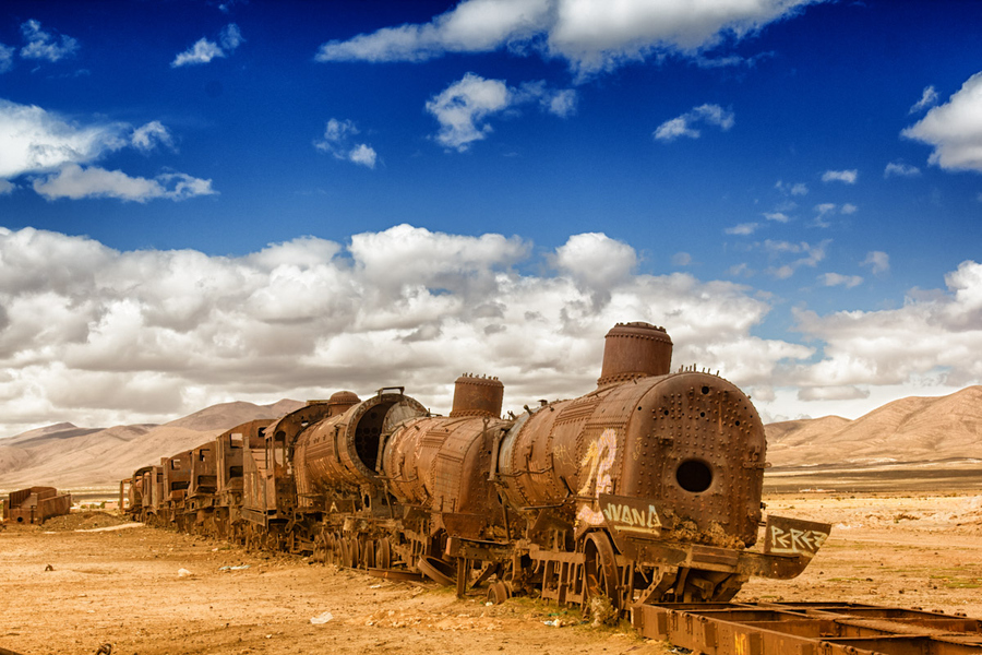 900x600, 435 Kb / паровоз, заброшенное, пустыня, боливия