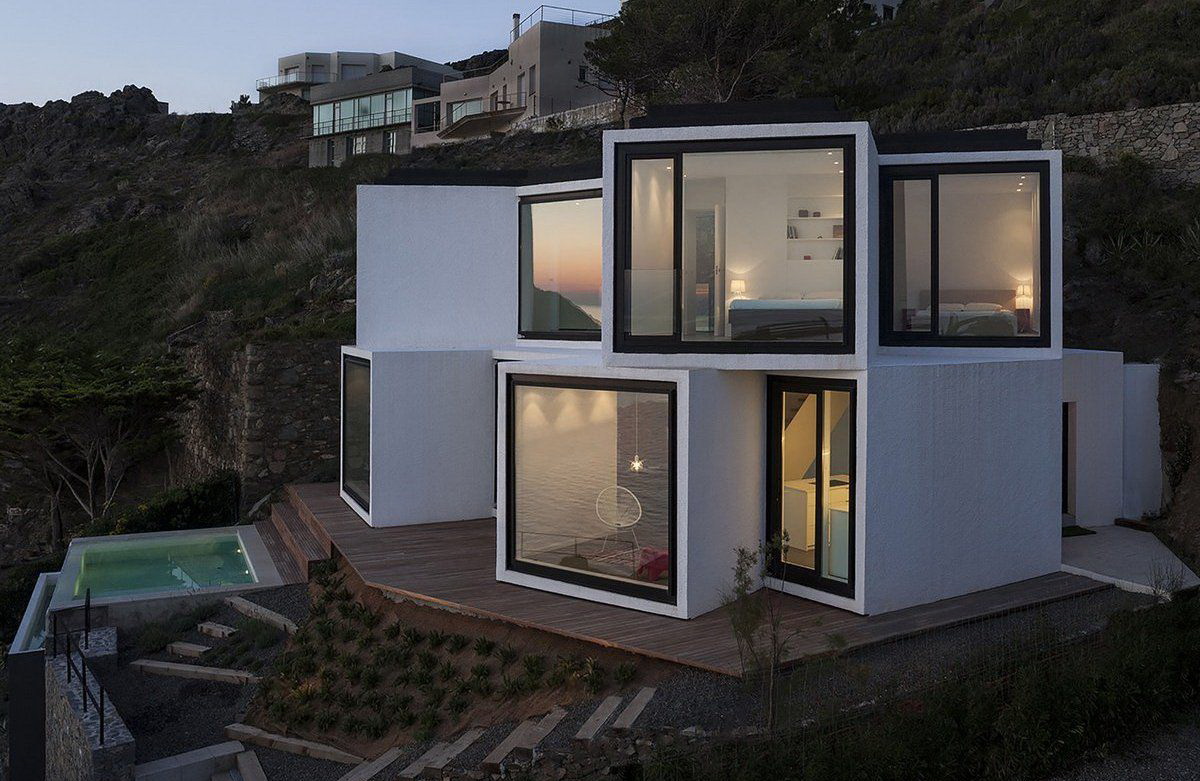 1200x781, 263 Kb / горы, здание, окно