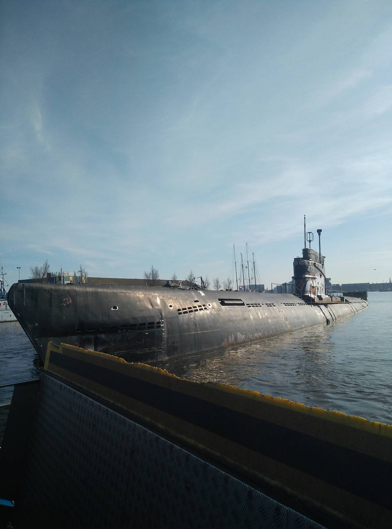 1280x1726, 137 Kb / подлодка, акула