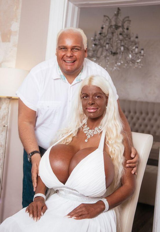 553x800, 66 Kb / чета, загар, силикон