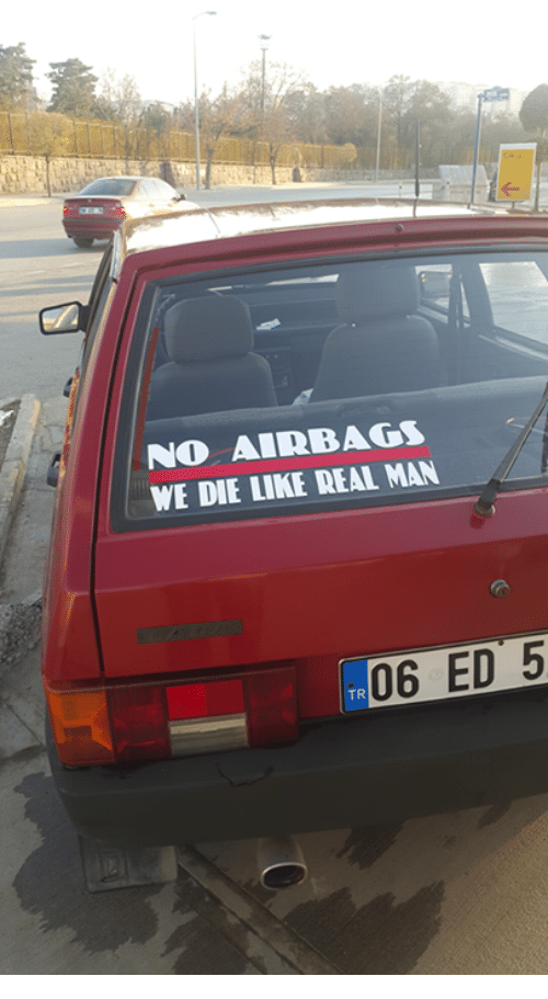 500x911, 184 Kb / подушка, мужики, безопасности