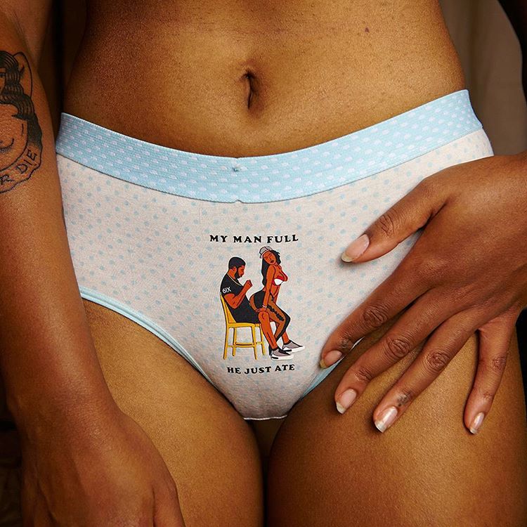 750x750, 106 Kb / трусы, рисунок, надпись, тату