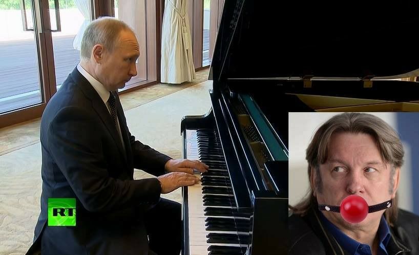 818x498, 55 Kb / путин, лоза, пианино, кляп, политота