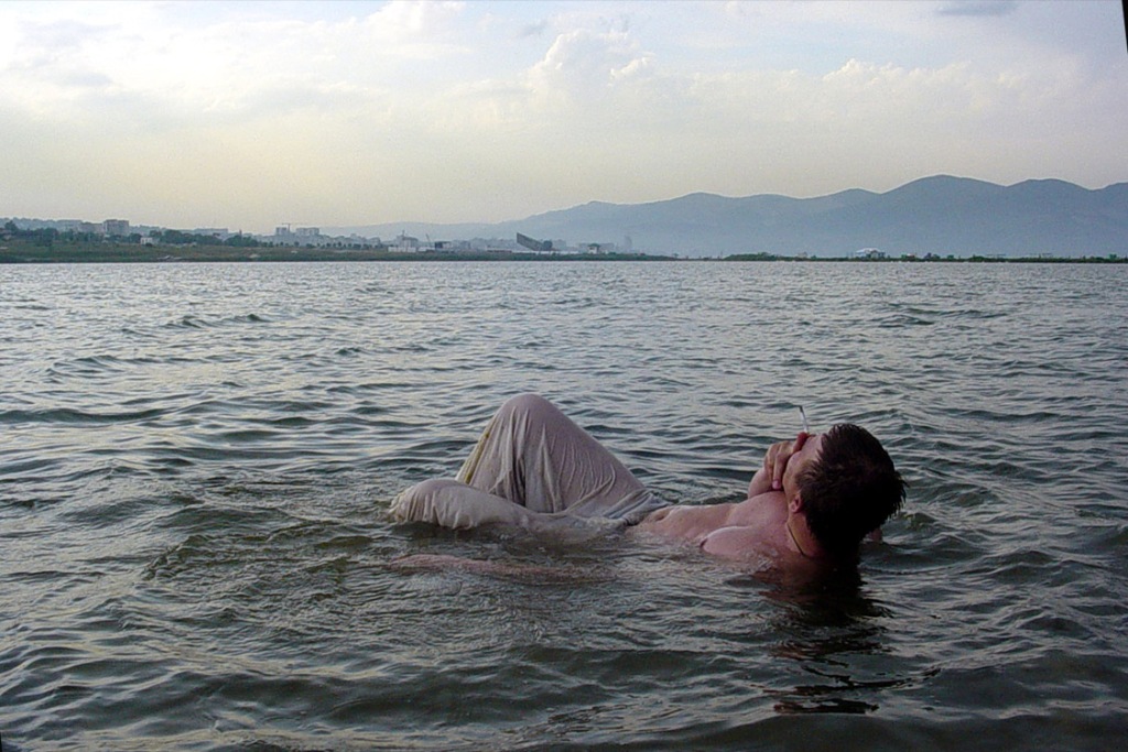 1024x683, 223 Kb / лиман, кайфует, слушатель, привет, john