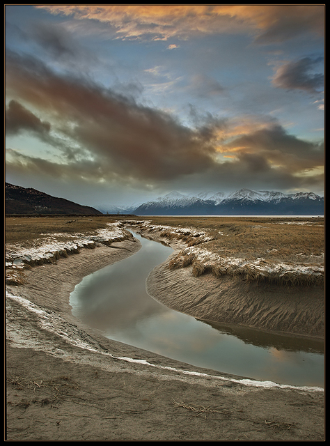 474x640, 297 Kb / река