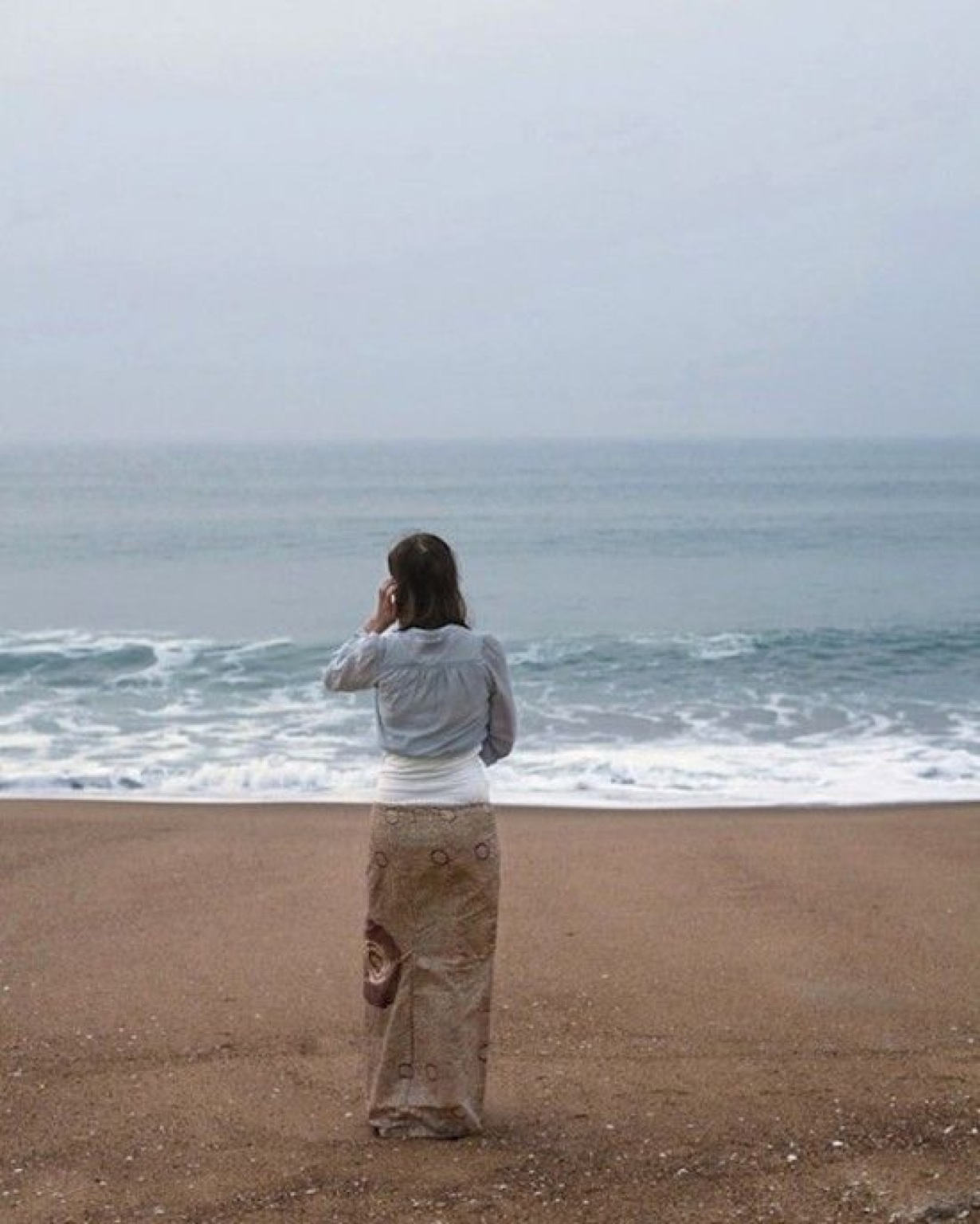 1230x1536, 288 Kb / море, сливается, невидимка