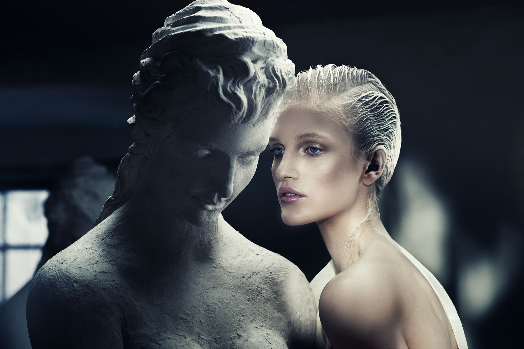 1766x1179, 226 Kb / статуя, скульптура, взгляд