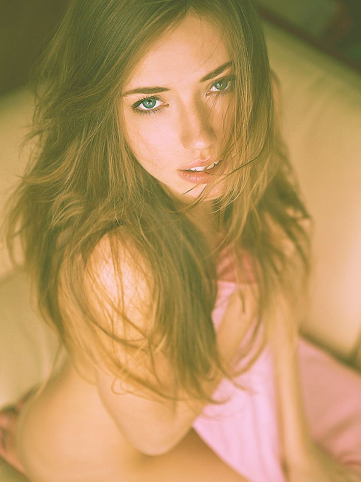 736x981, 74 Kb / взгляд, волосы