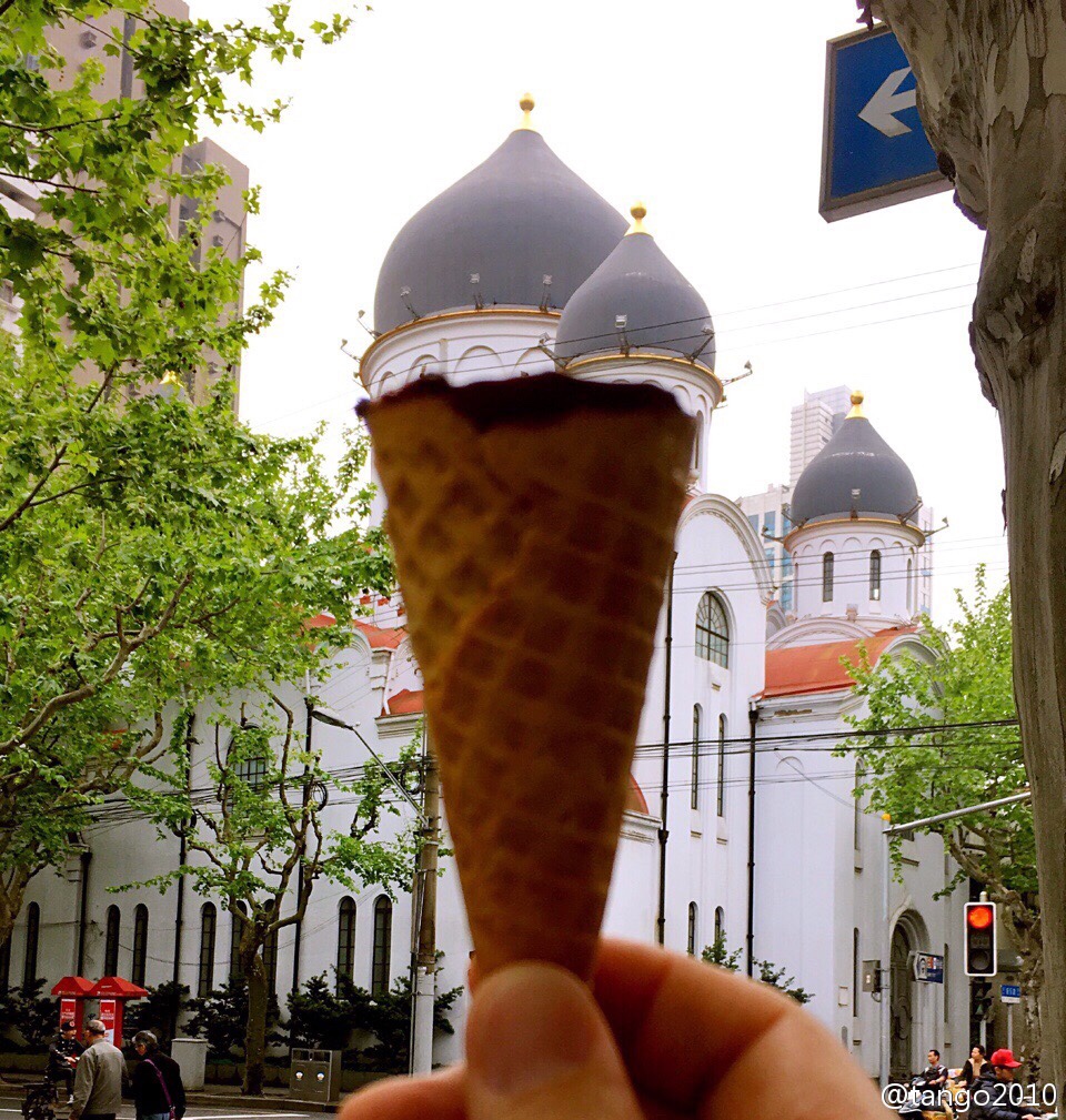 960x1009, 448 Kb / мороженое, рожок, церковь, купола