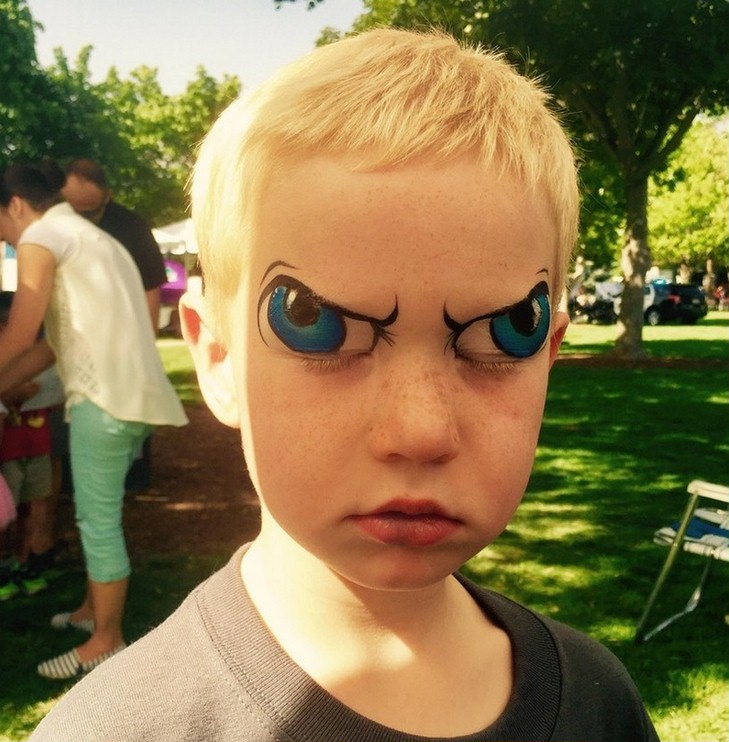 729x742, 131 Kb / бодиарт, глаза, веснушки