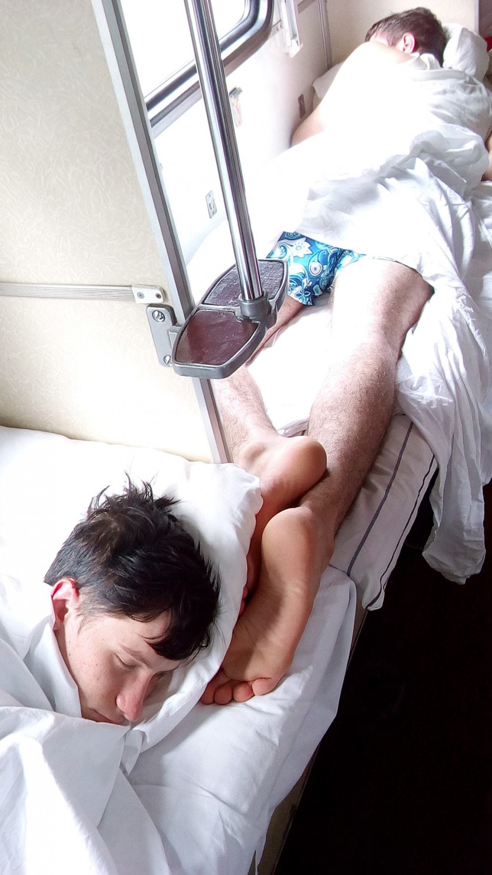 1000x1777, 222 Kb / плацкарт