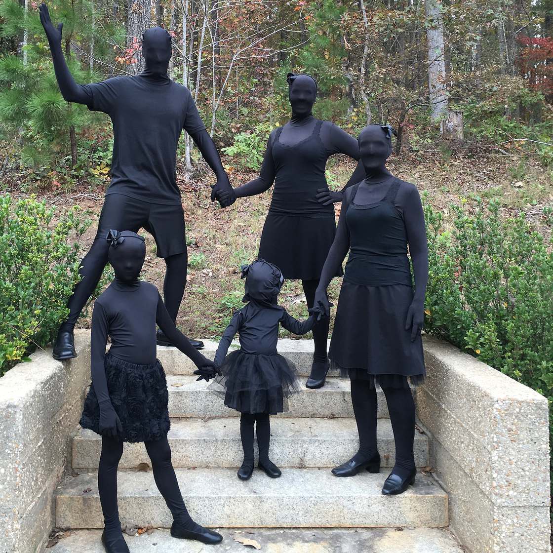 1120x1120, 267 Kb / чулки, тень, хэллоуин