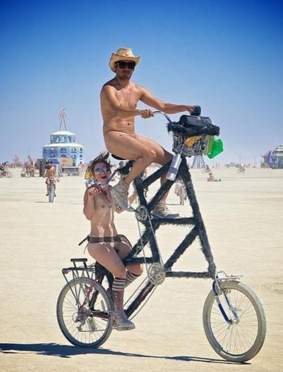 564x741, 57 Kb / двое, burning man, велик, тандем