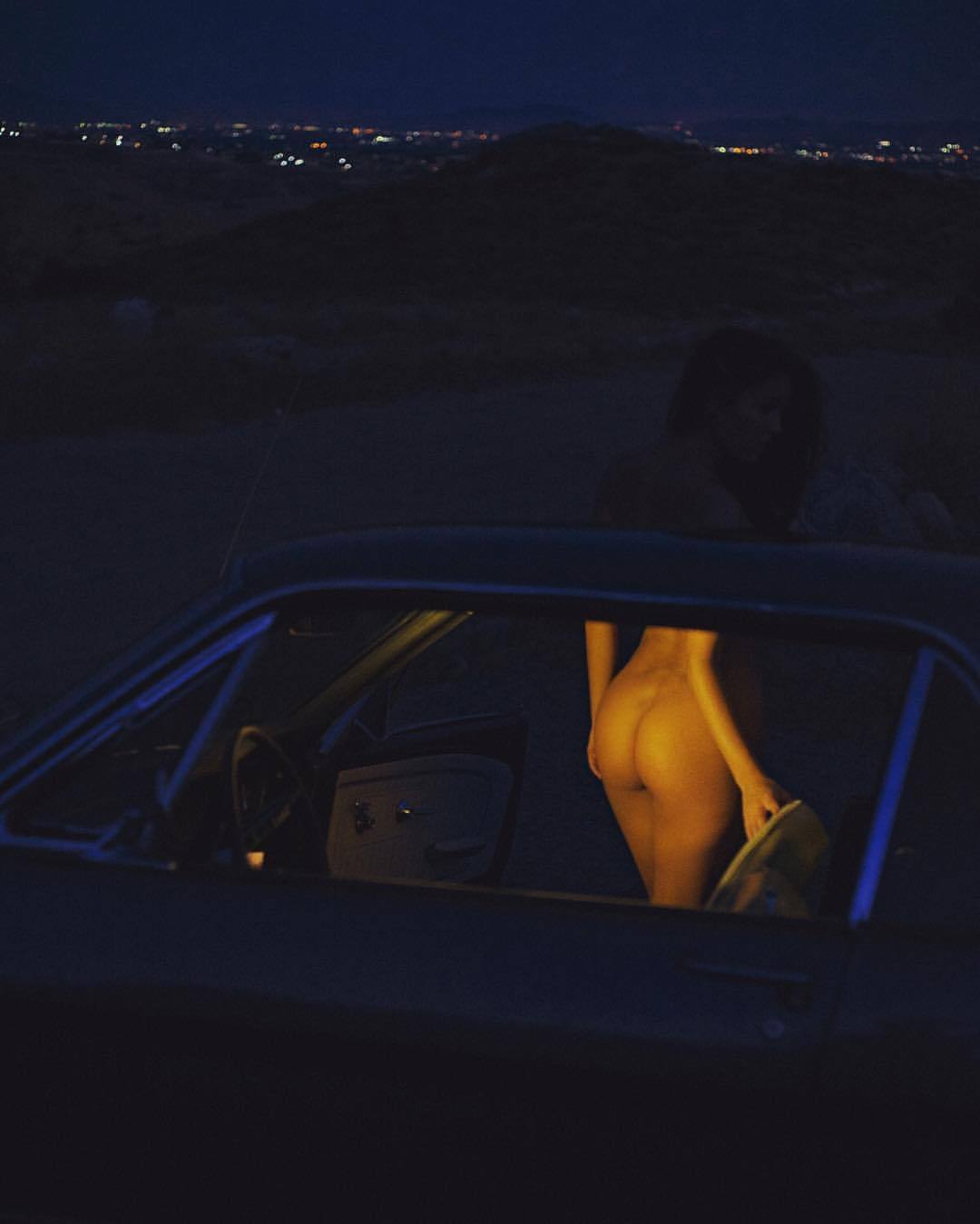 1080x1349, 55 Kb / ночь, авто, попа