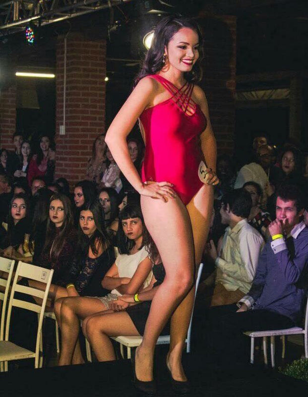 621x800, 106 Kb / конкурс, бабы, взгляд, зависть