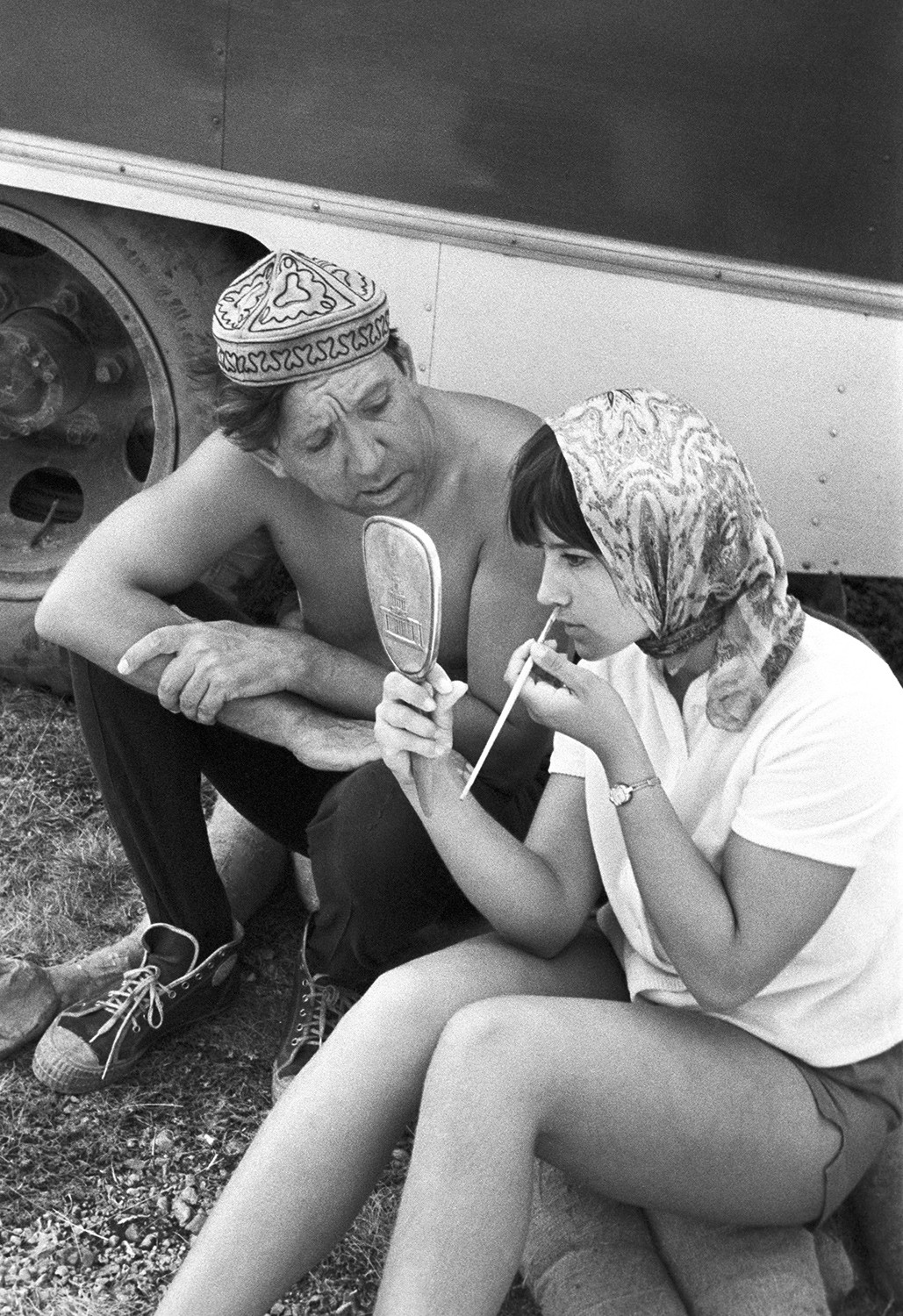 1029x1500, 546 Kb / Юрий Никулин, варлей, ч/б, ретро, тюбетейка