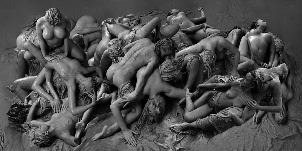 1024x512, 98 Kb / женщины, грязь, ч/б