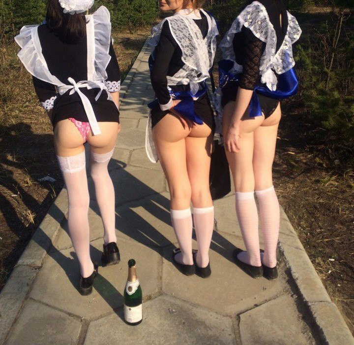 720x700, 133 Kb / школьницы, попы, бутылка, шампанское, выпускной