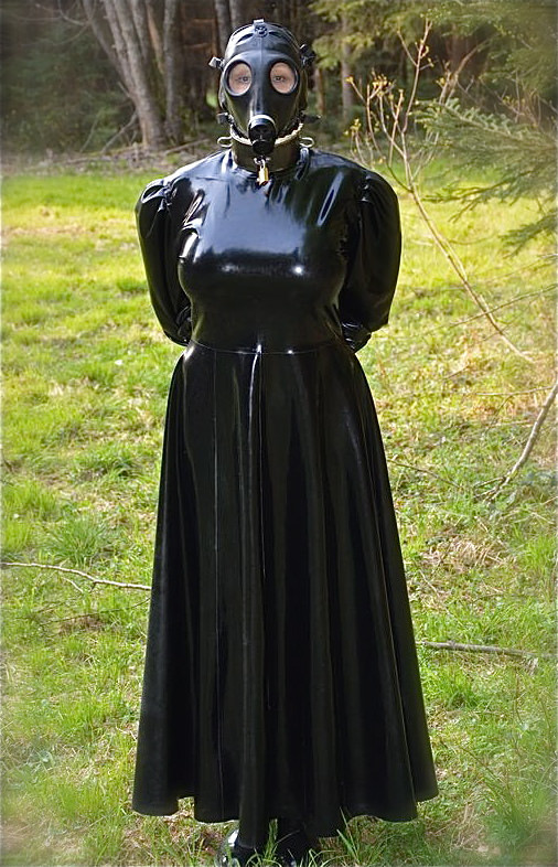 506x786, 175 Kb / женщина, латекс, противогаз