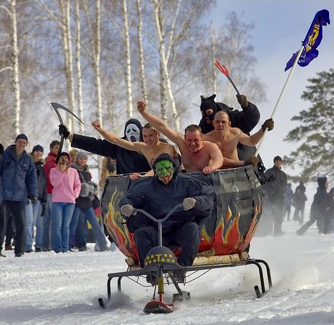 660x642, 76 Kb / зима, березы, котел, смерть, маскарад