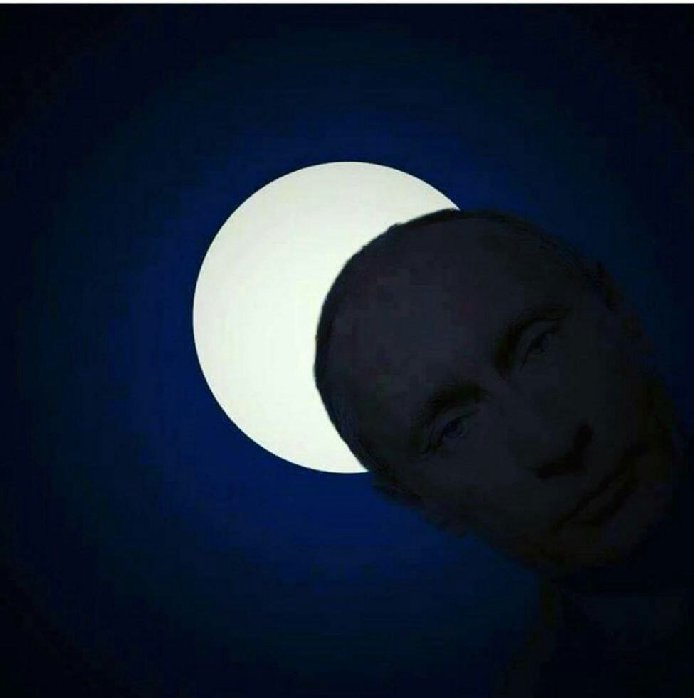 975x980, 39 Kb / Луна, затмение, политота