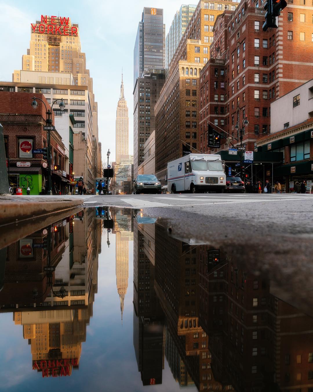 1080x1350, 213 Kb / Нью-йорк, лужа, отражение