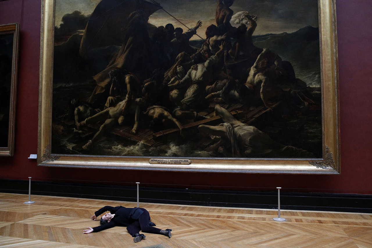 1280x853, 282 Kb / галерея, картина, выставка, вернисаж, инсталляция, плот медузы