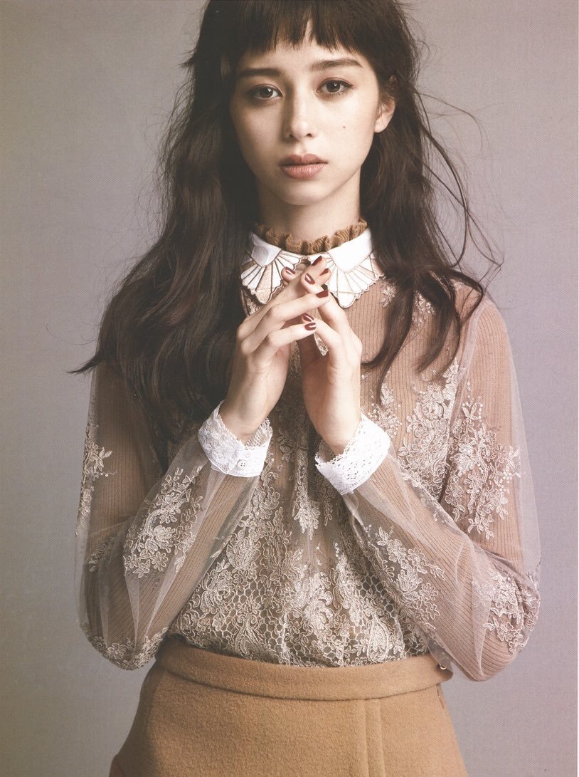 814x1091, 171 Kb / азиатка, кофта