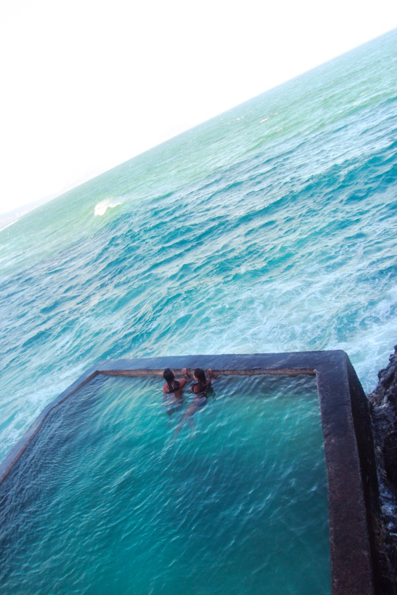 800x1200, 193 Kb / бассейн, море, океан, берег, бетон, скалы, камень