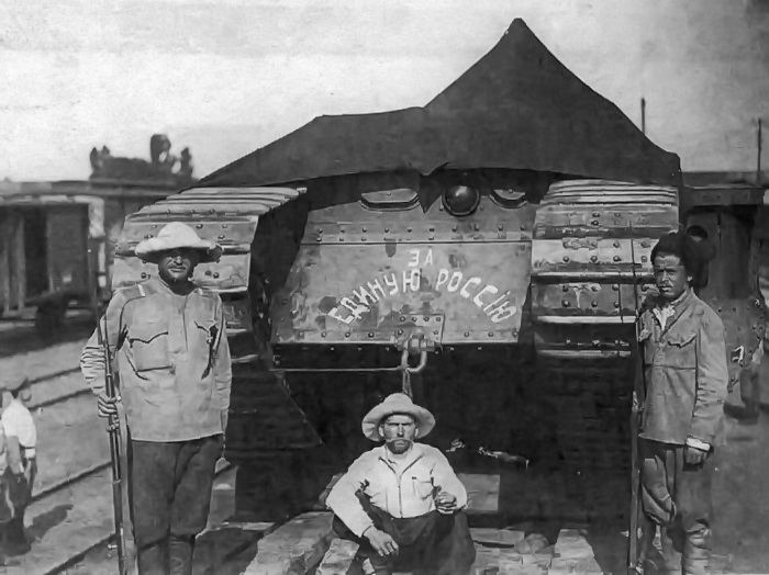 700x524, 114 Kb / украина, танк, едро