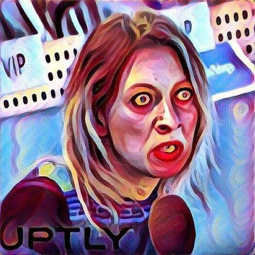 526x526, 62 Kb / рисунок, маша, гримаса