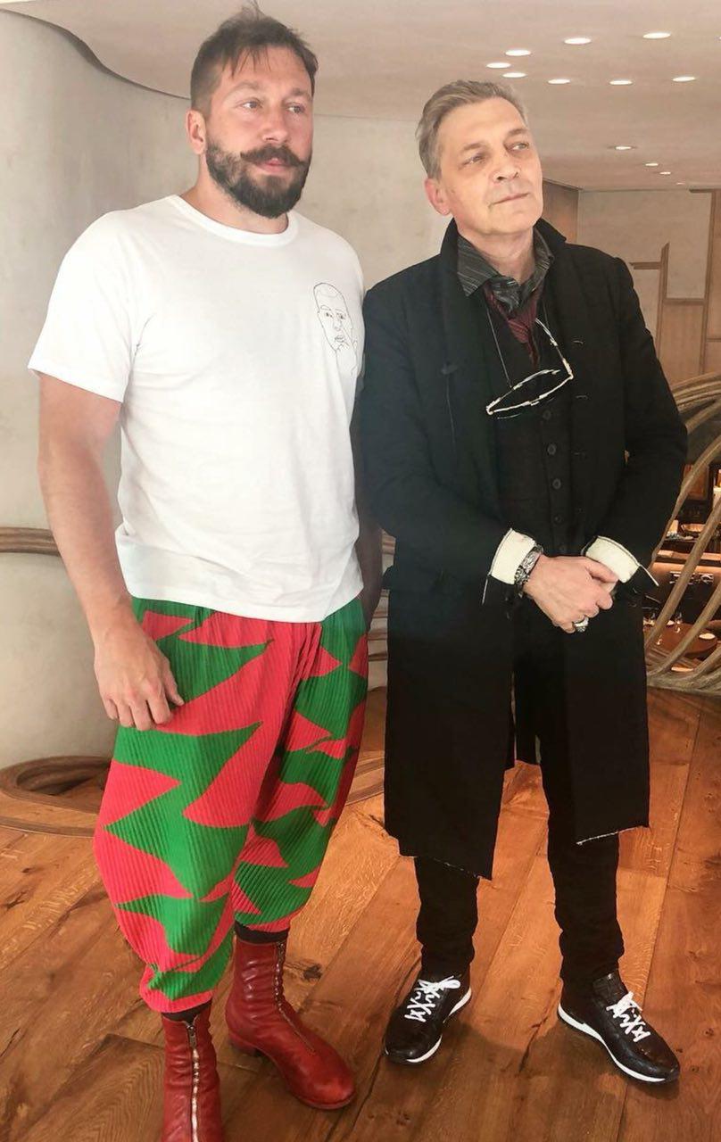 808x1280, 110 Kb / Чичваркин, Невзоров