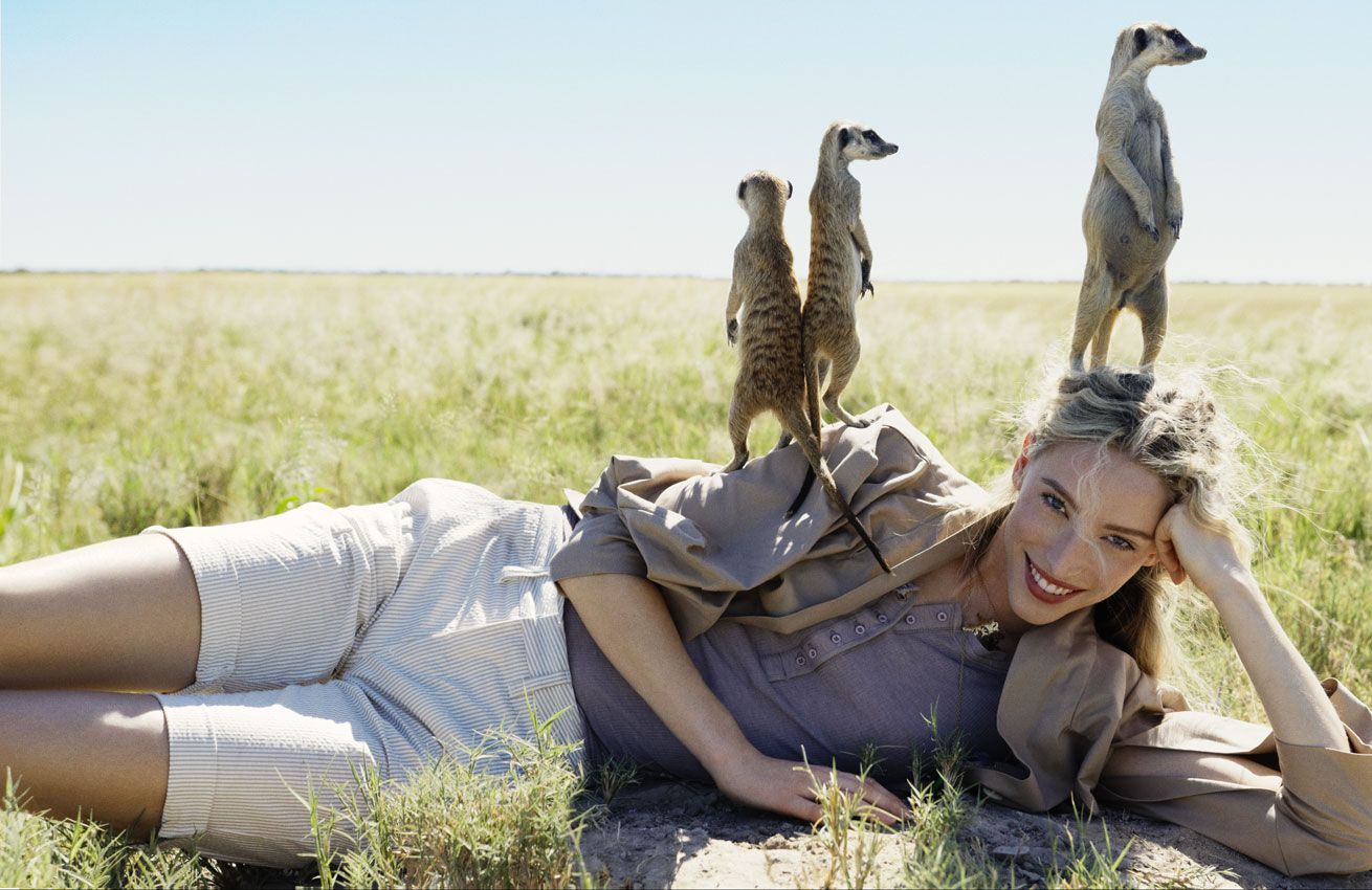 1310x850, 204 Kb / девка, лежит, сурикаты