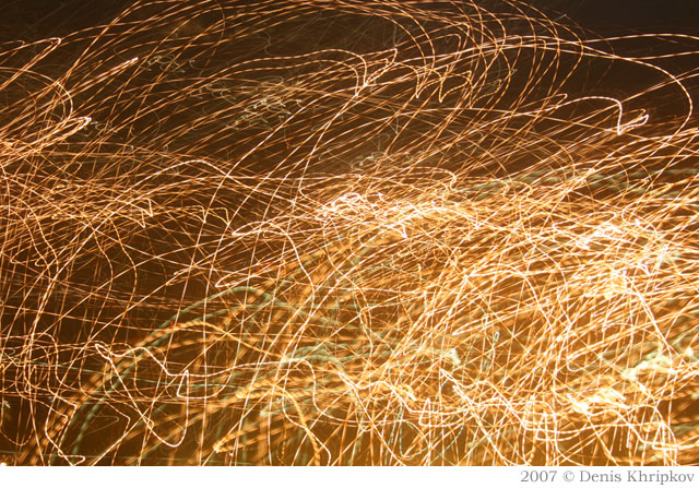 640x447, 191 Kb / игра огней