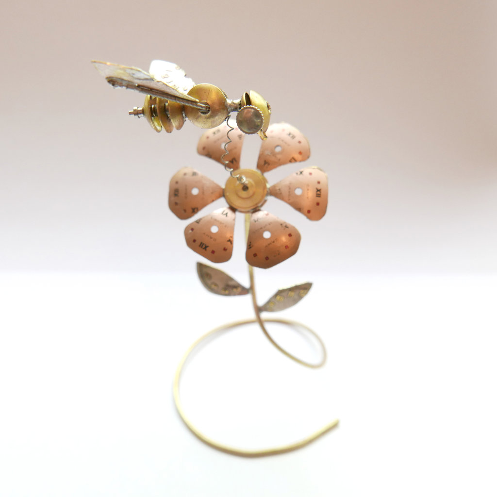 1024x1024, 70 Kb / запчасти, часы, пчела, amechanicalmind