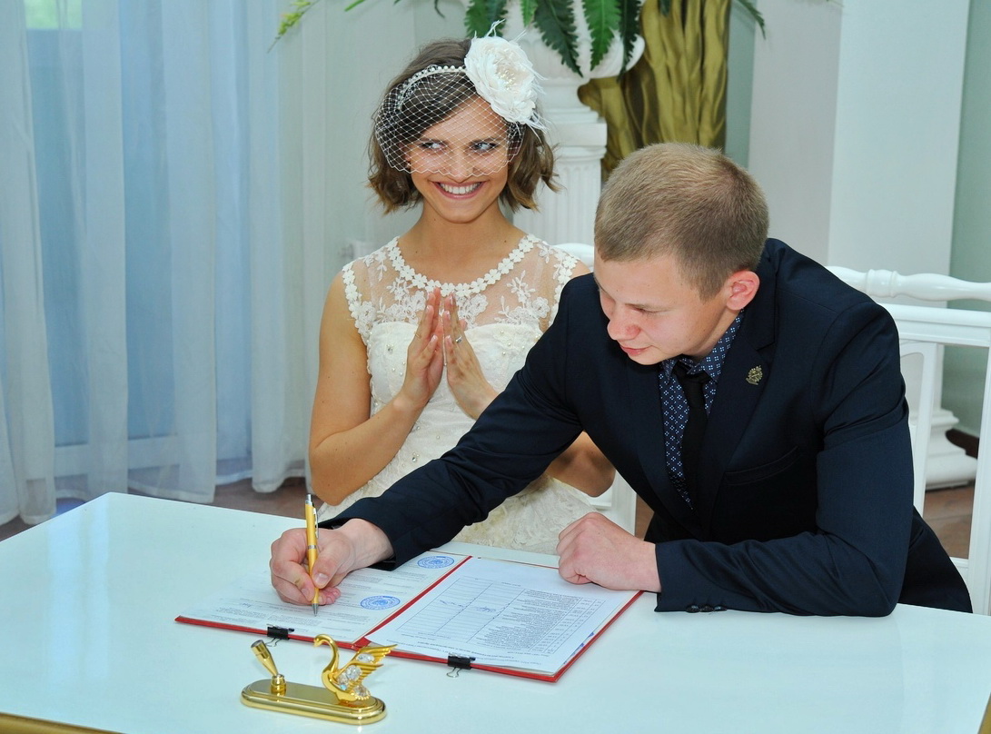 1091x808, 236 Kb / свадьба, роспись, загс, девка, улыбка, коварная, Димас