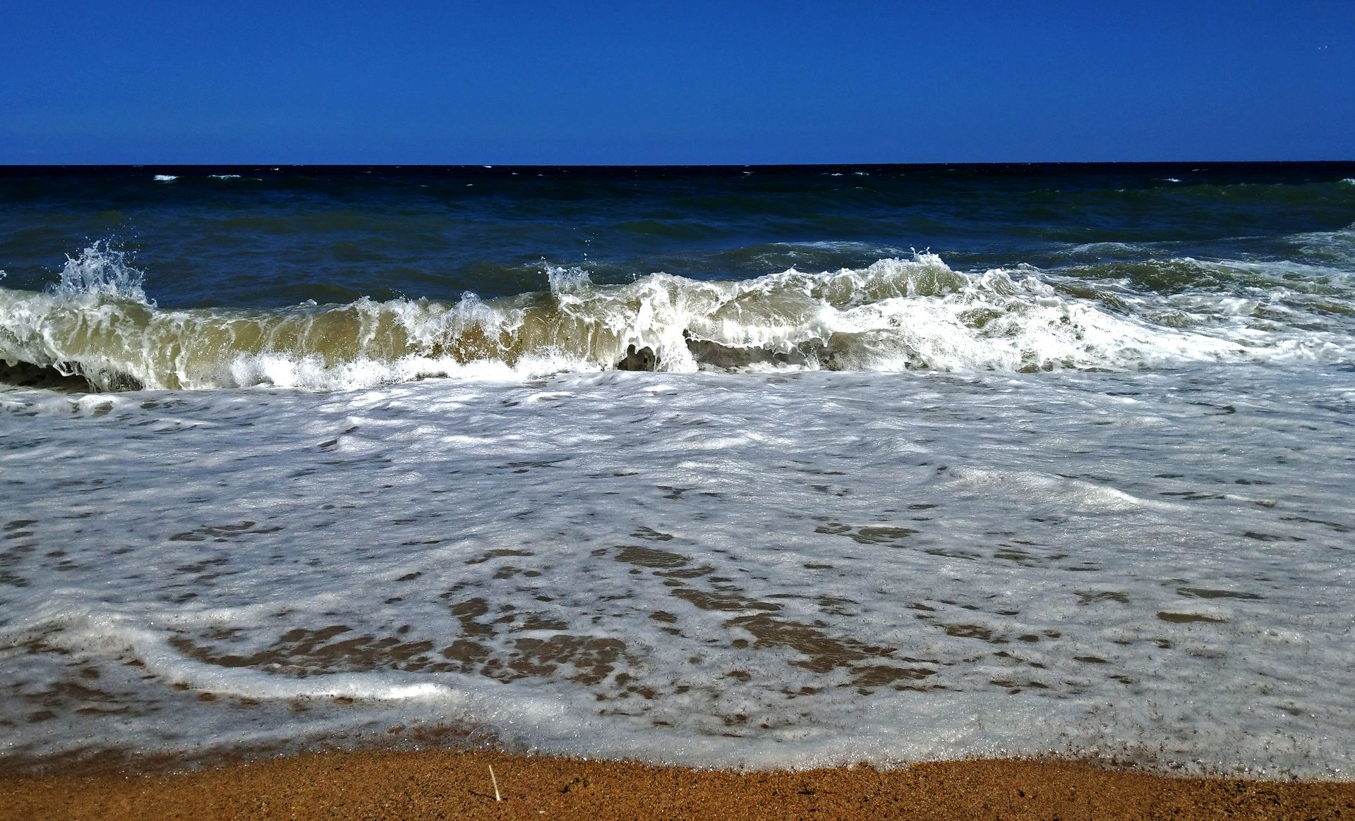 1920x1164, 467 Kb / море, волны, пена, небо