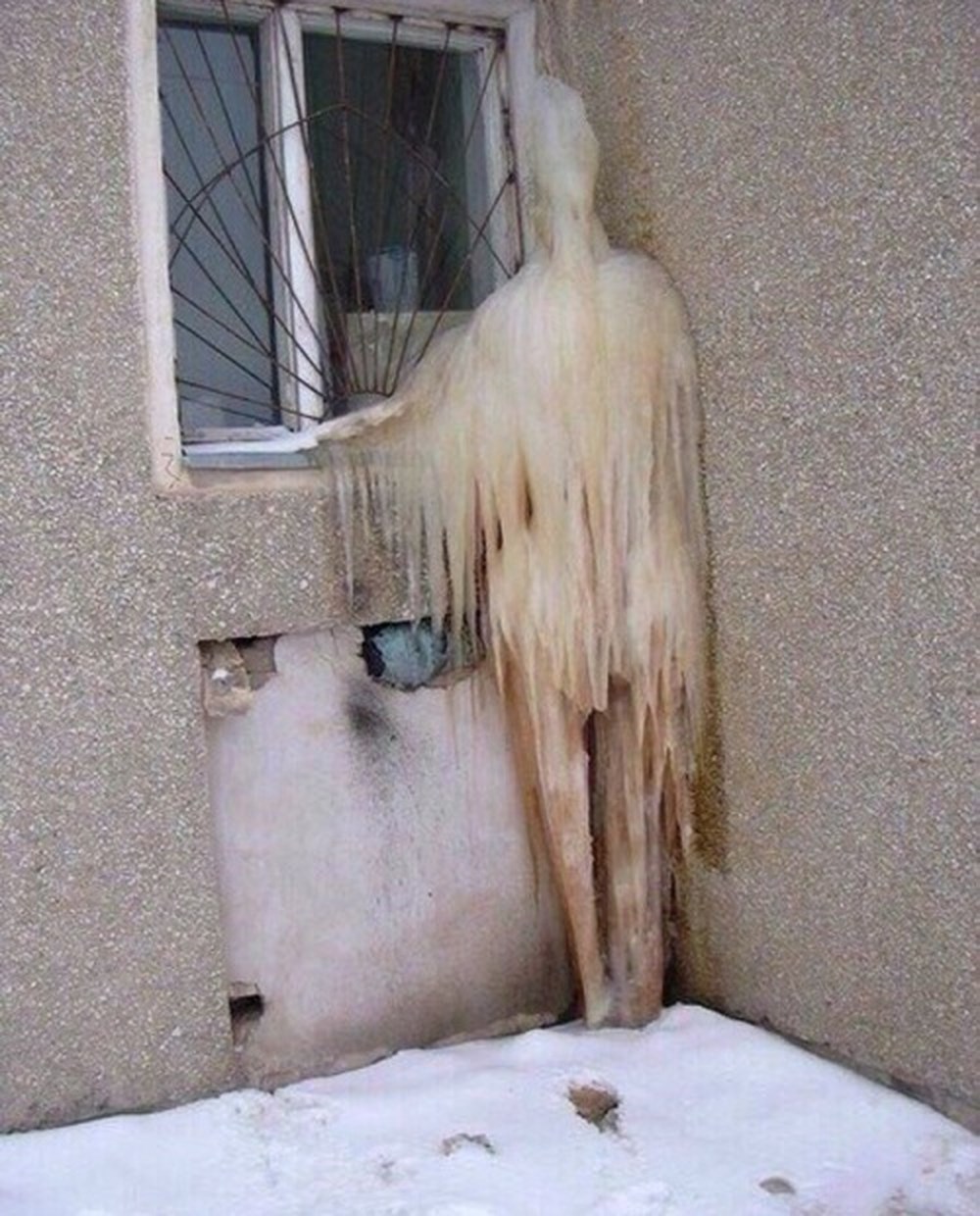 1000x1240, 228 Kb / сосулька, форма, окно