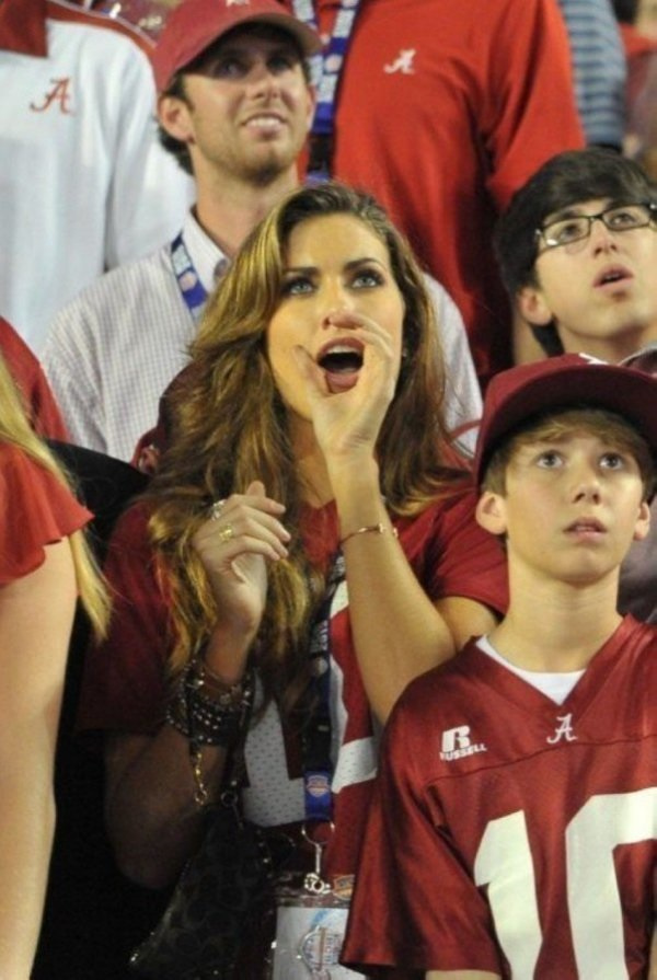 600x895, 147 Kb / девка, болельщица