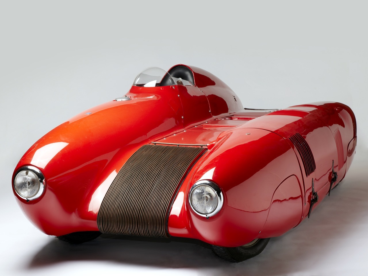 1280x960, 182 Kb / Bisiluro, автомобиль, красный, ретро