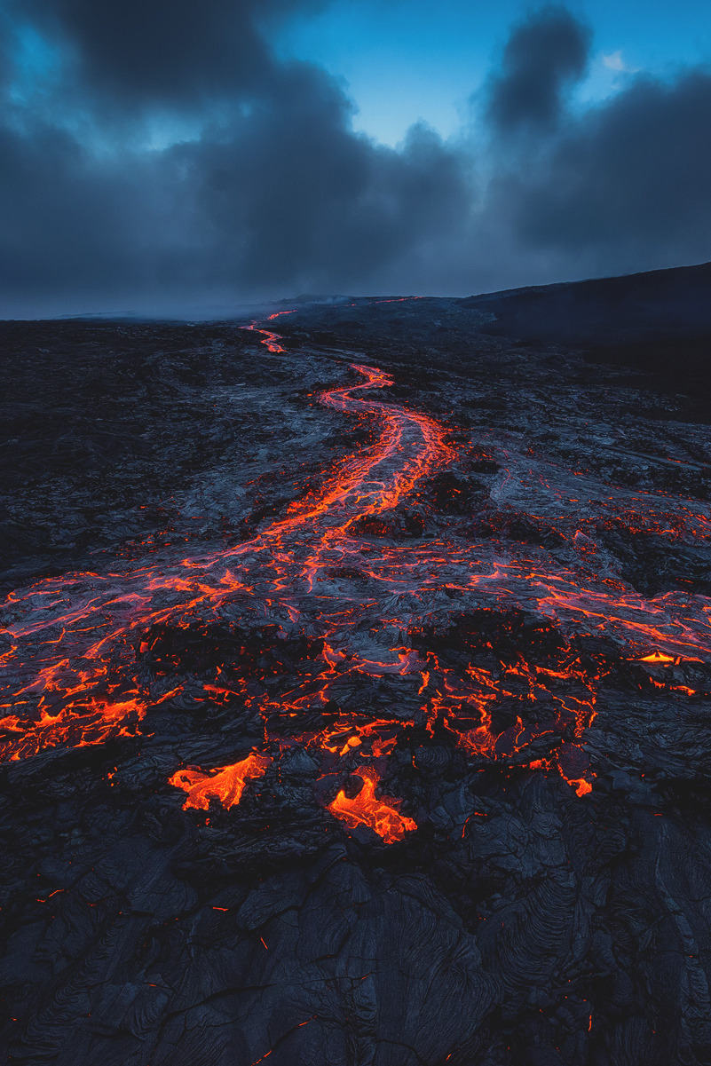 801x1201, 417 Kb / лава