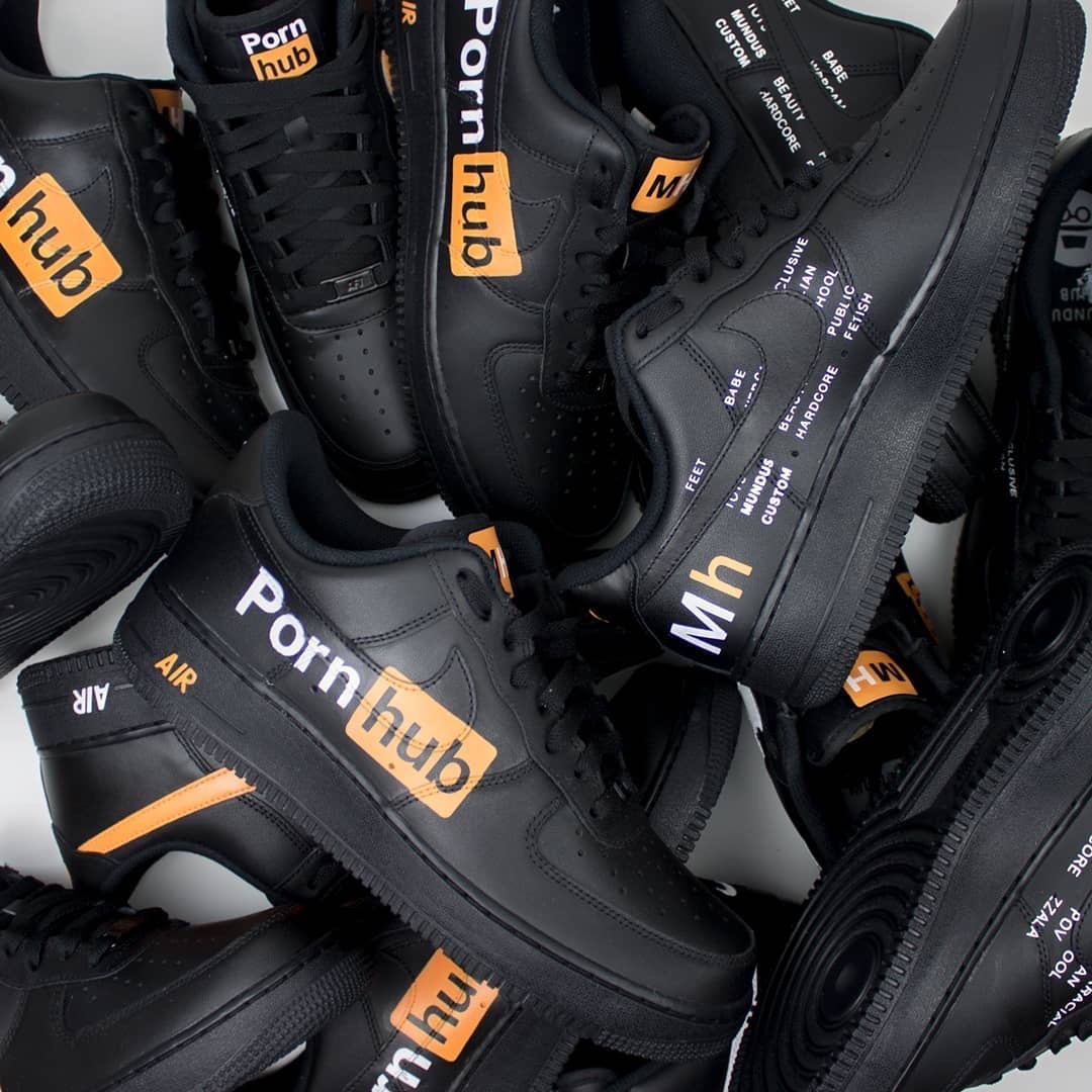 1080x1080, 164 Kb / кроссовки, порнохаб, найк