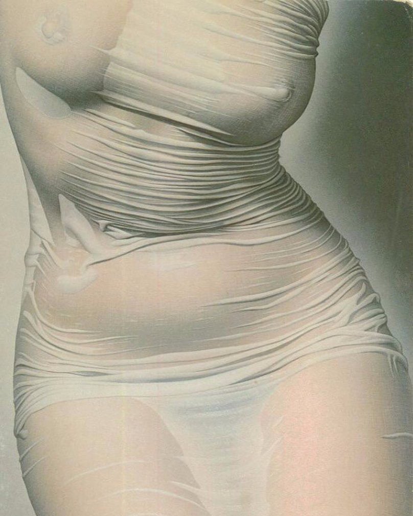 808x1010, 104 Kb / женщина, тело, мокрые, складки, мокрая, белое