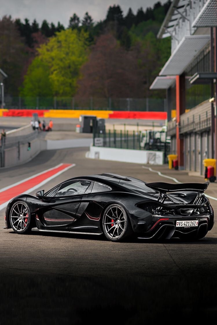 750x1125, 130 Kb / машинка, гонка, трасса, спорткар, авто