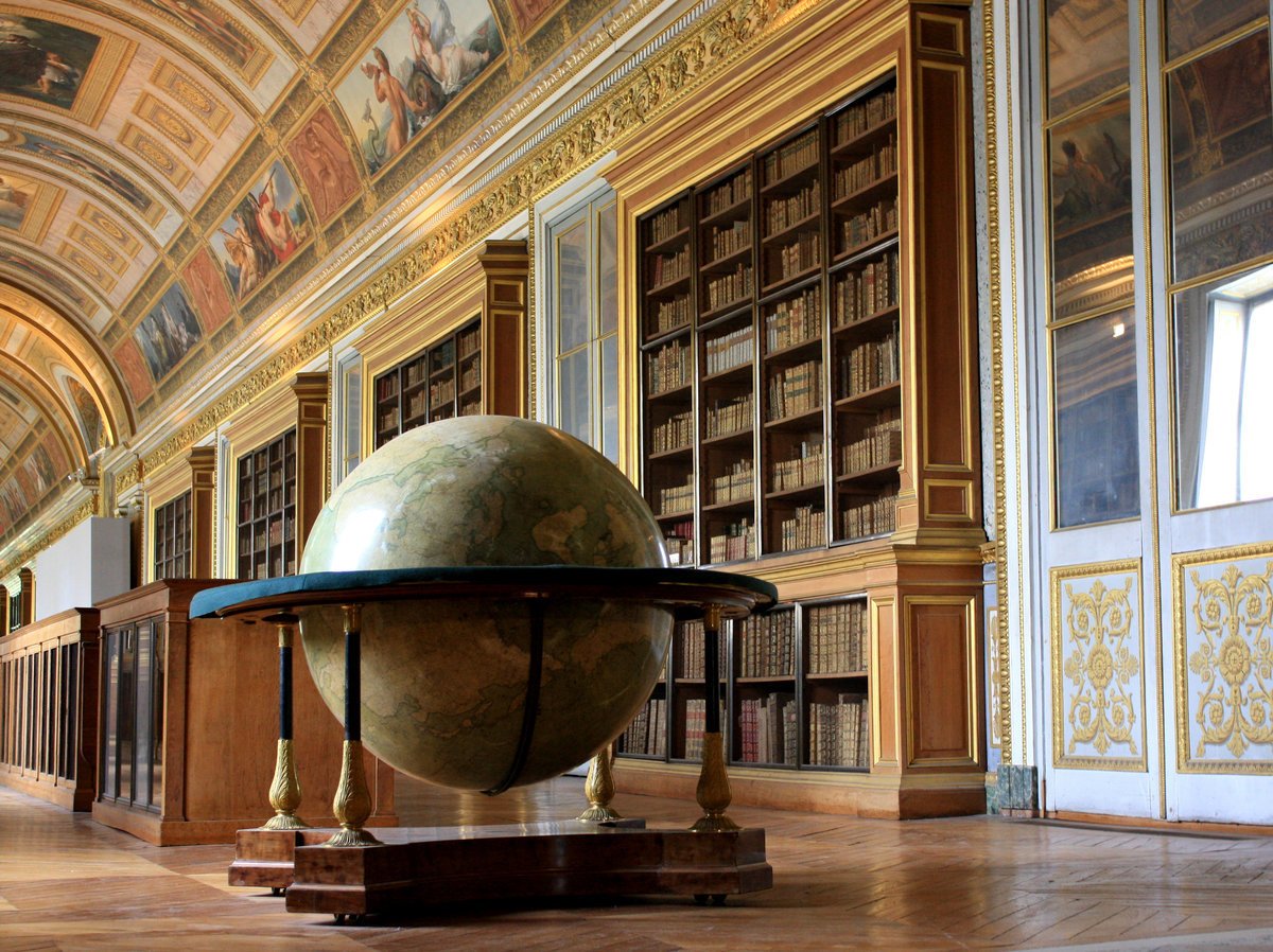 1200x898, 275 Kb / библиотека, глобус, Франция, Фонтенбло, Наполеон