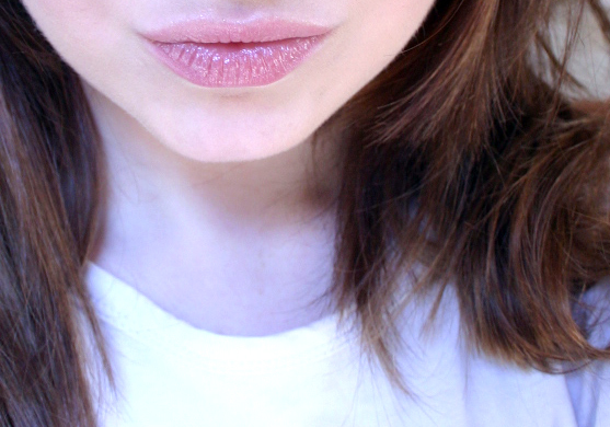 557x390, 183 Kb / губы